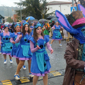 Ni la lluvia ni el mal tiempo puede con el Carnaval de Cebreros
